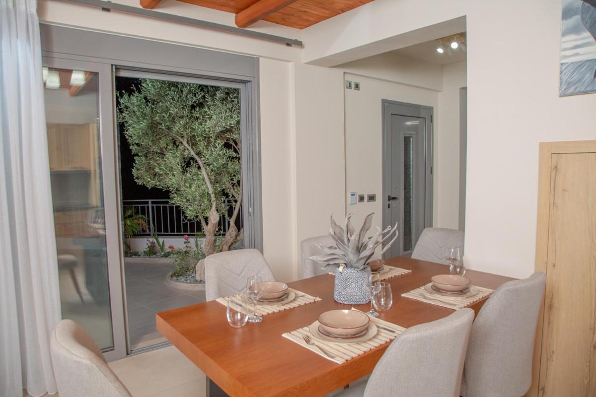 Villa Achlia Exterior photo